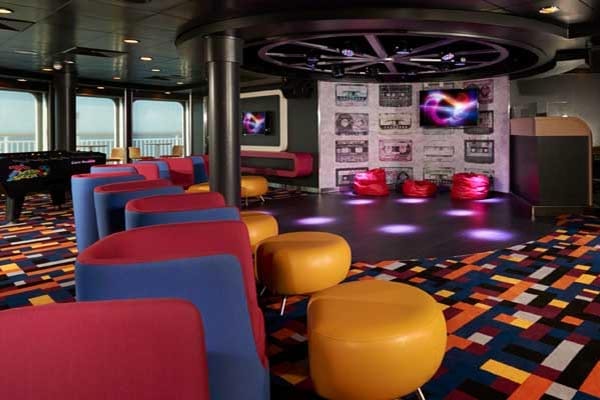 Entourage Teens Club