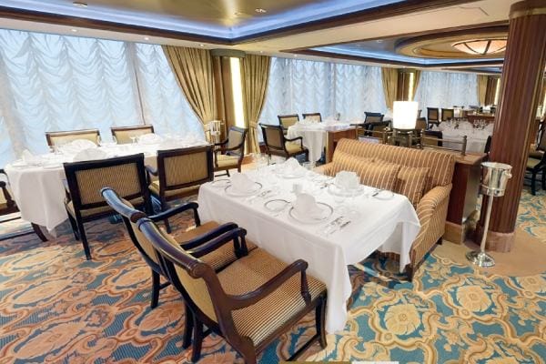 Queens Grill Restaurant